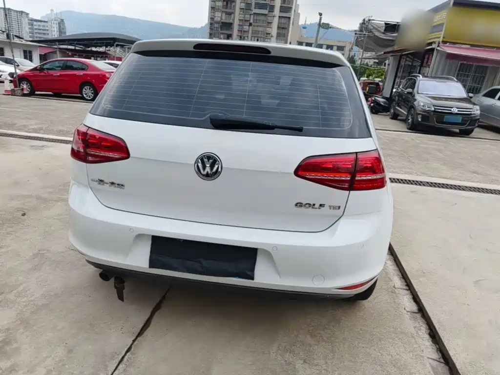 Volkswagen Golf — миниатюра 6