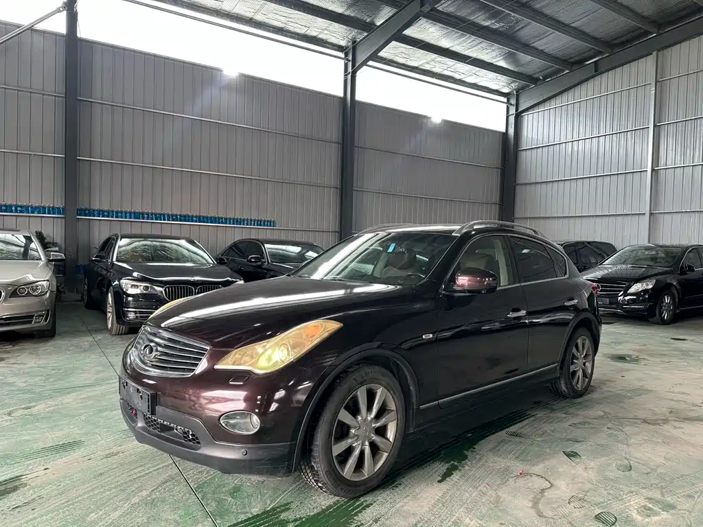 Infiniti EX