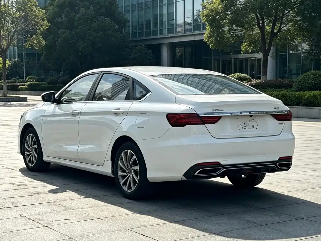 Geely Binrui — миниатюра 9