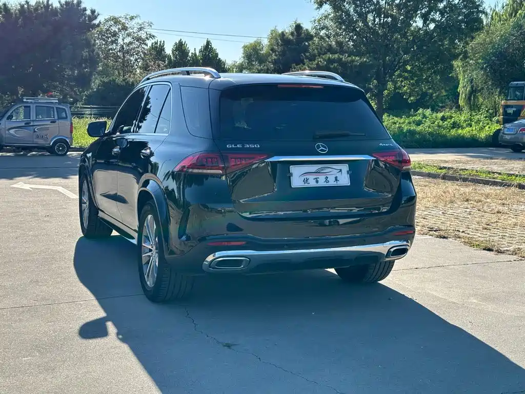 Mercedes-Benz GLE (Import) — миниатюра 4