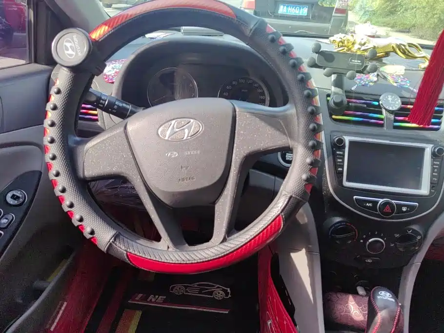 Hyundai Verna — миниатюра 15