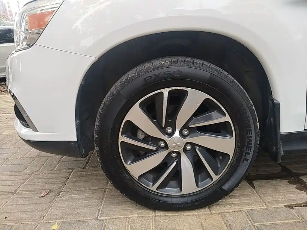 Mitsubishi ASX — миниатюра 23