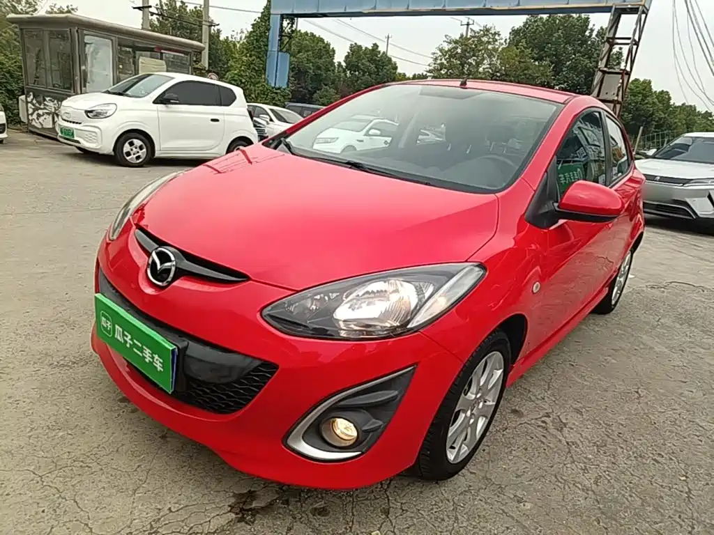 Mazda 2 — миниатюра 2