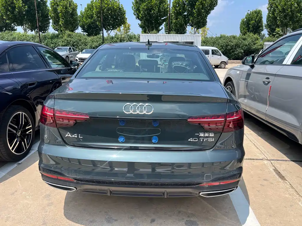 Audi A4L — миниатюра 4