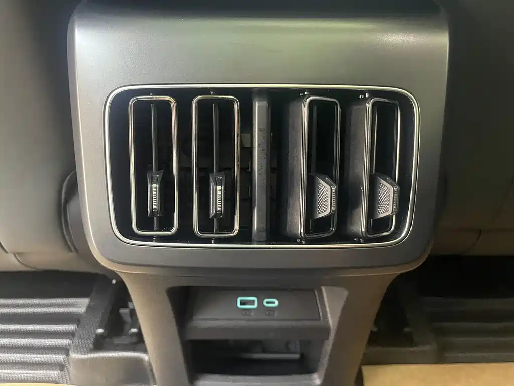 BYD L DM-i — миниатюра 17