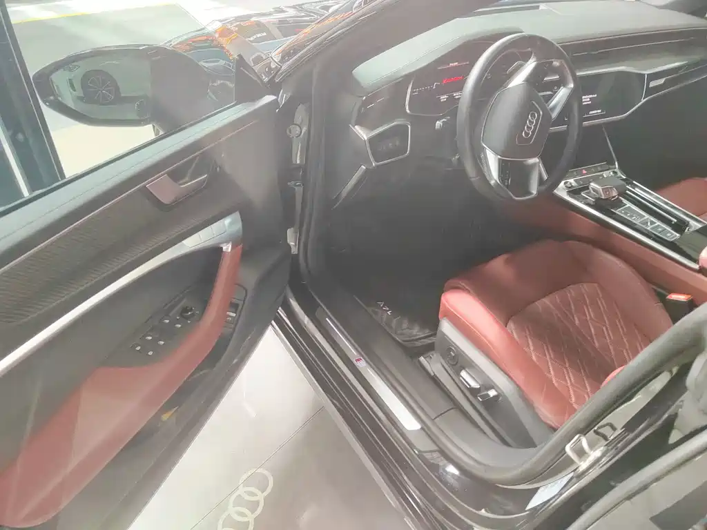 Audi A7L — миниатюра 4