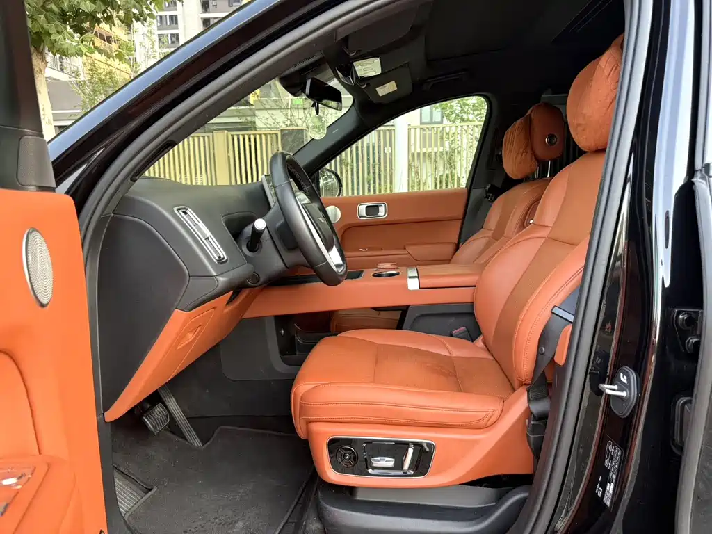Li Auto Li L8 — миниатюра 5