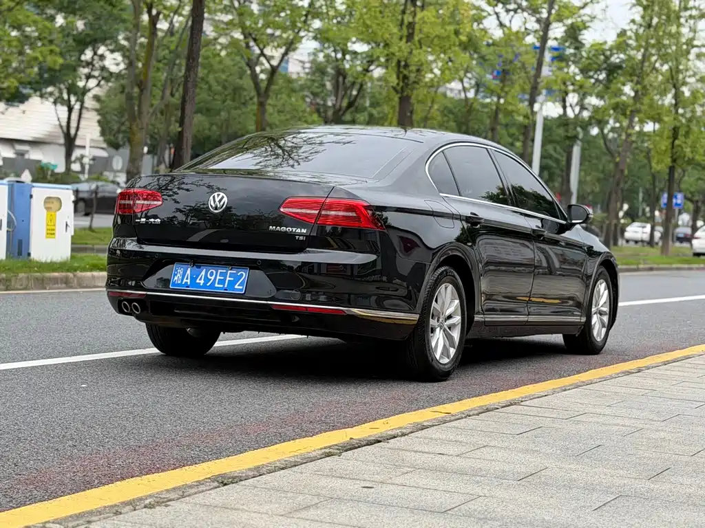 Volkswagen Magotan 2019 280TSI DSG Comfort VI