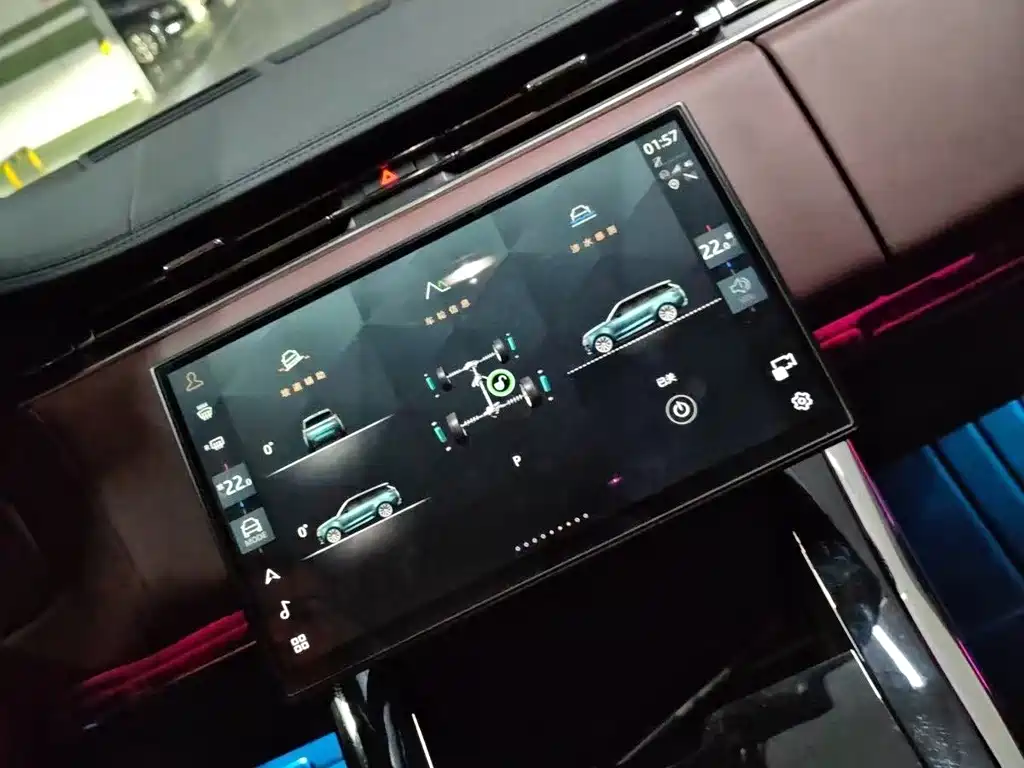 Land Rover Sport — миниатюра 6
