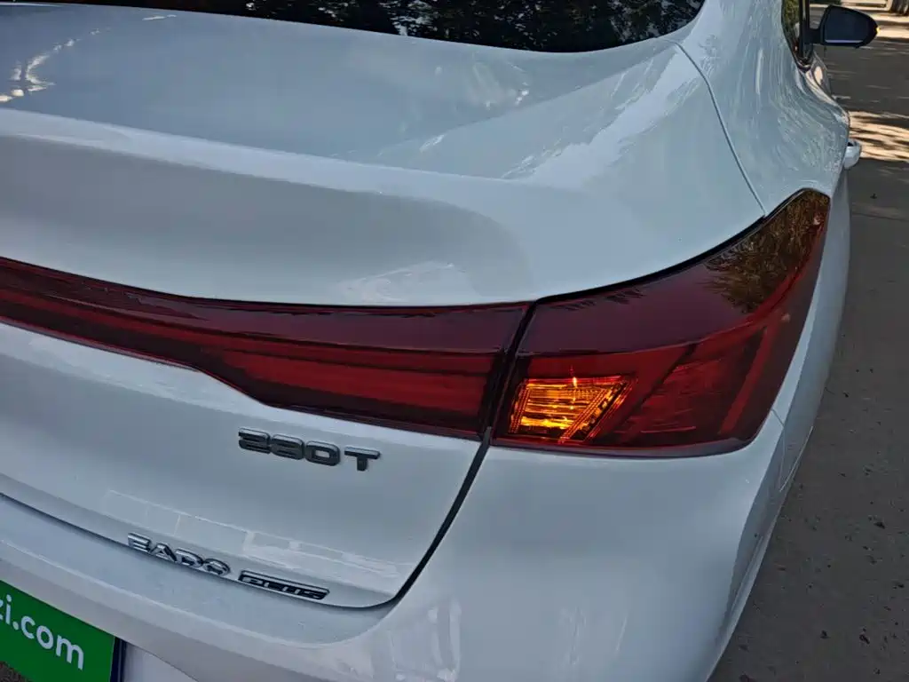 Changan Eado — миниатюра 8