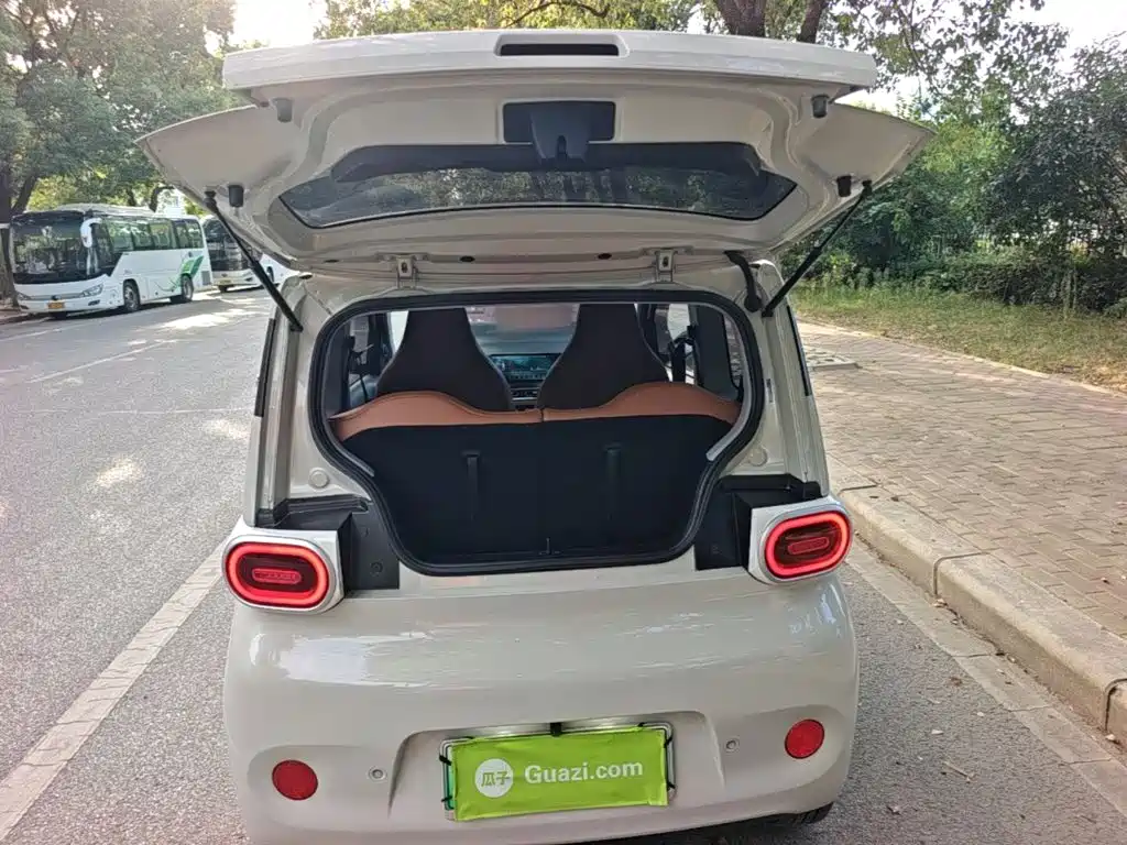 Wuling MINIEV — миниатюра 19
