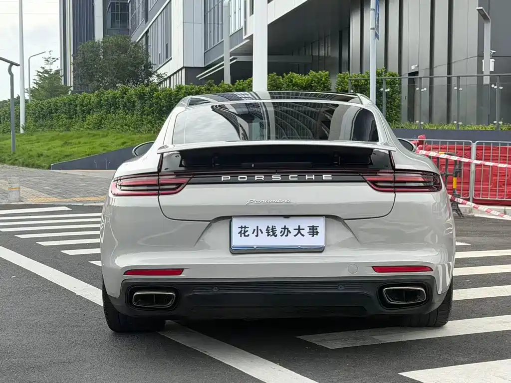 Porsche Panamera — миниатюра 6