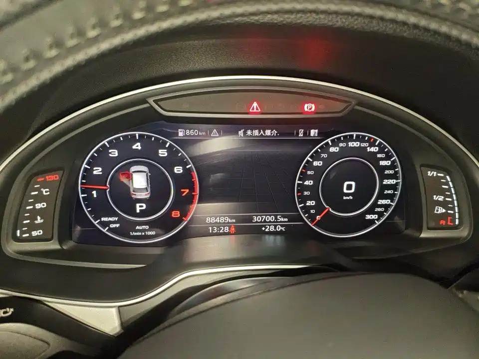 Audi Q7 — миниатюра 2