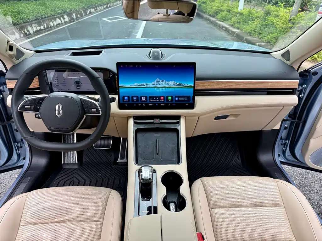 AITO AITO M5 — миниатюра 11