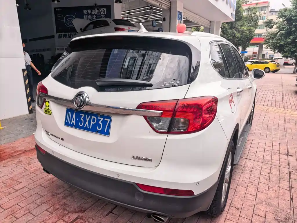 Buick Envision Plus — миниатюра 2
