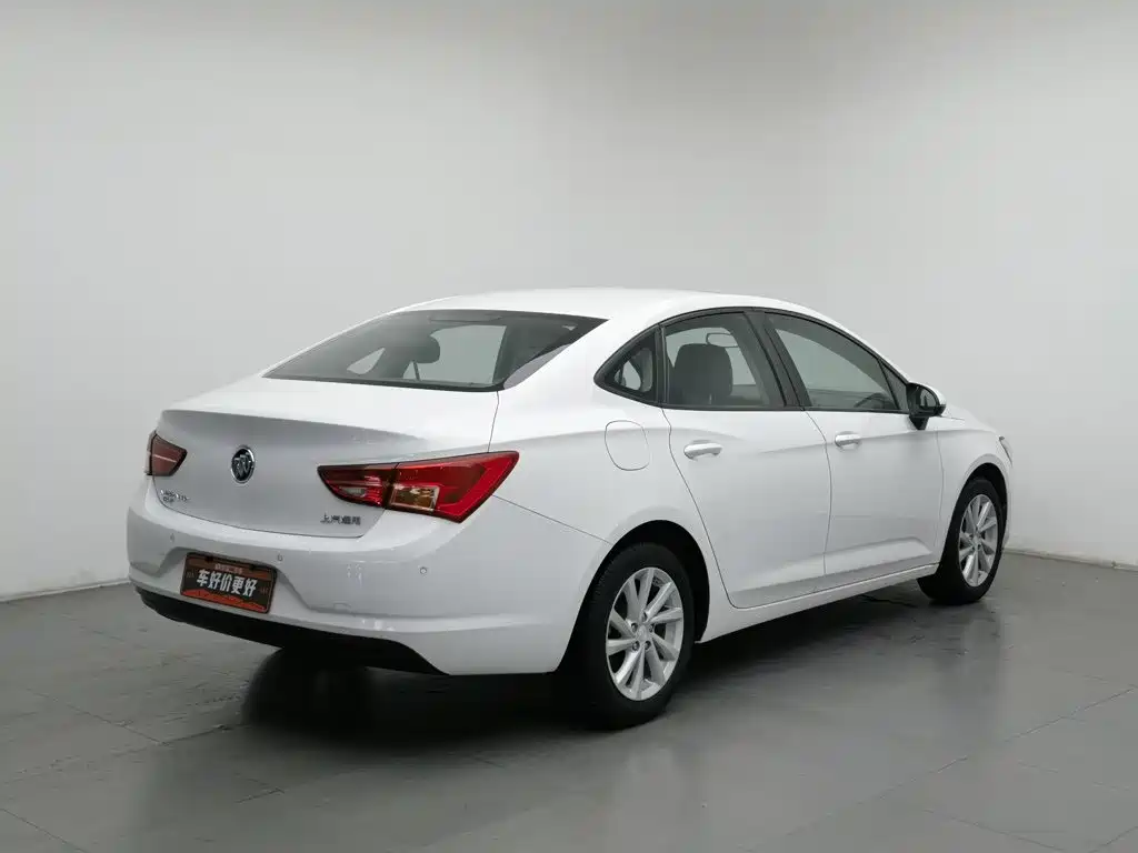 Buick Verano — миниатюра 2