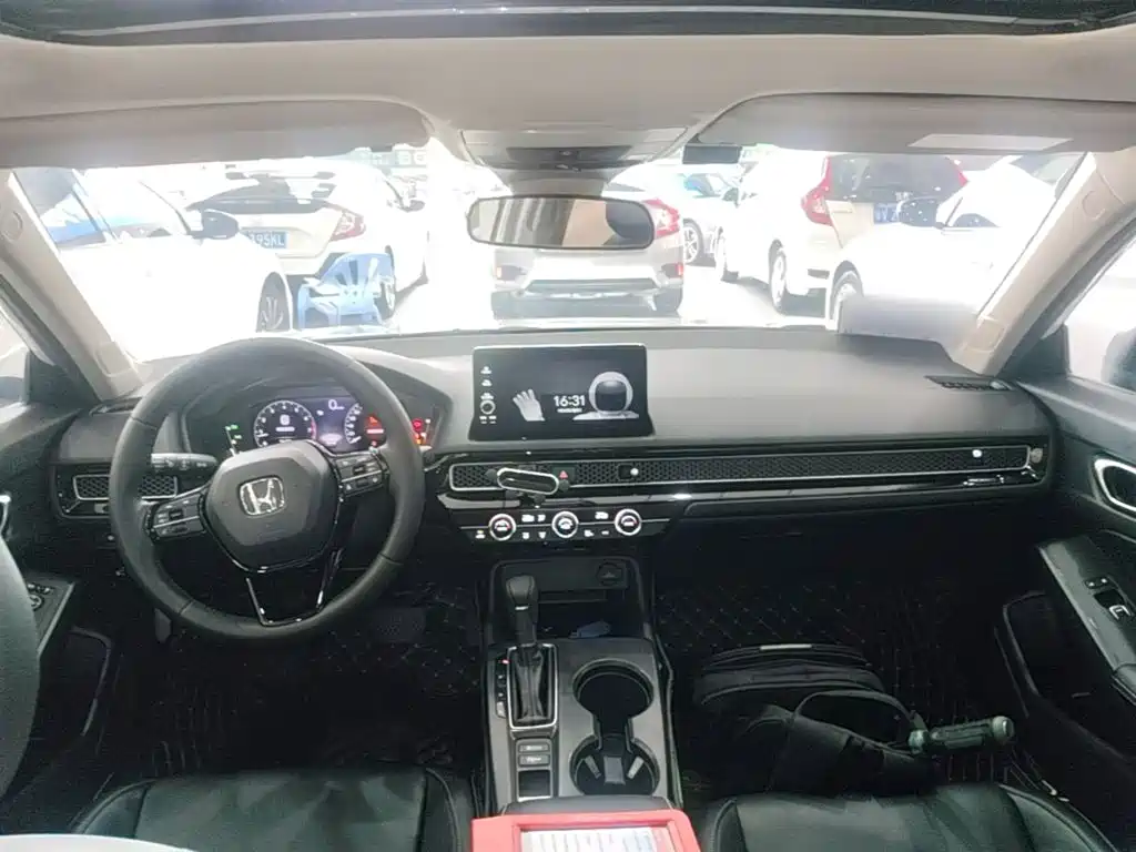 Honda Civic — миниатюра 10