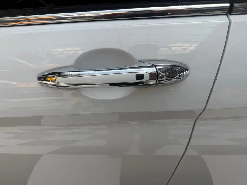Haval M6 — миниатюра 20