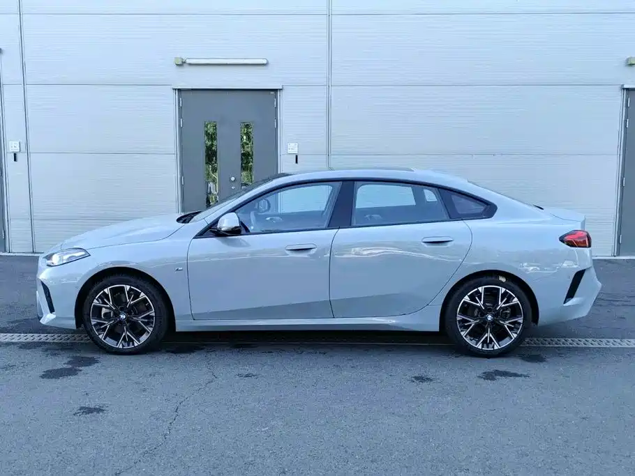 BMW 2 Series — миниатюра 5