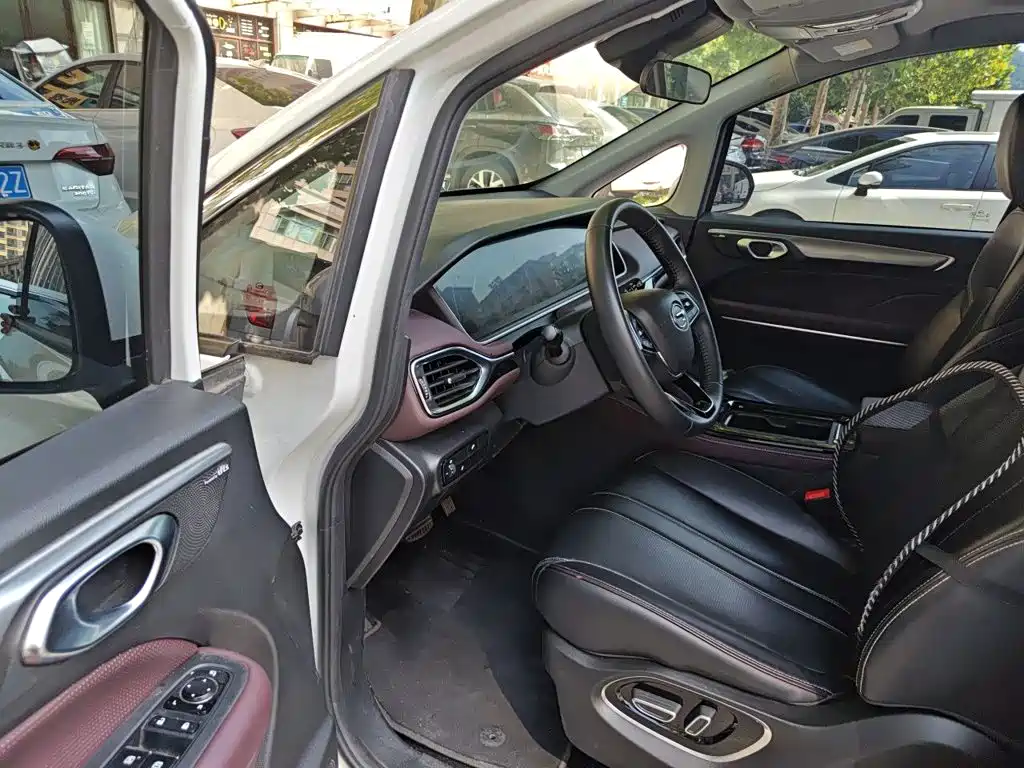 GAC Motor Trumpchi M6 — миниатюра 14