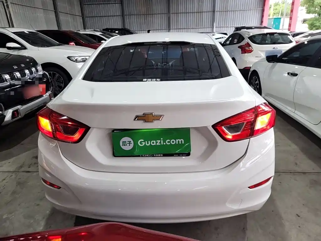 Chevrolet Cruze — миниатюра 6