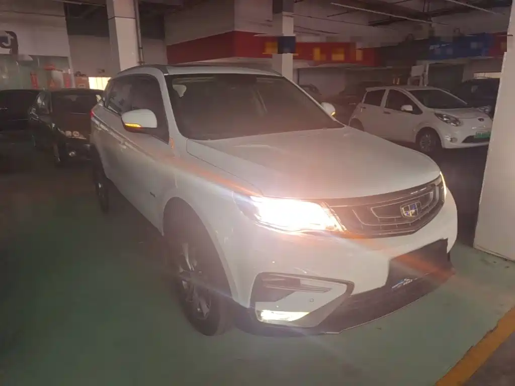 Geely Boyue — миниатюра 4