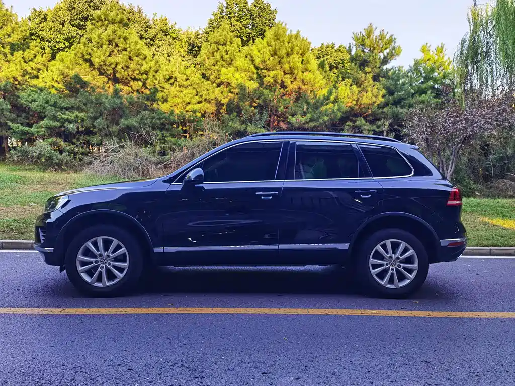 Volkswagen Touareg — миниатюра 7