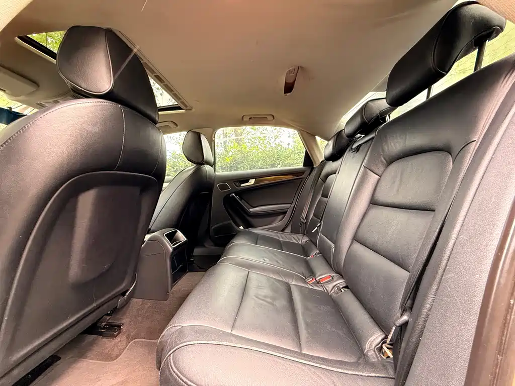 Audi A4L — миниатюра 7