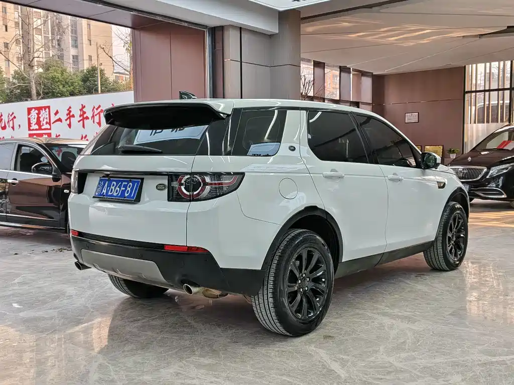 Land Rover Discovery Sport — миниатюра 5