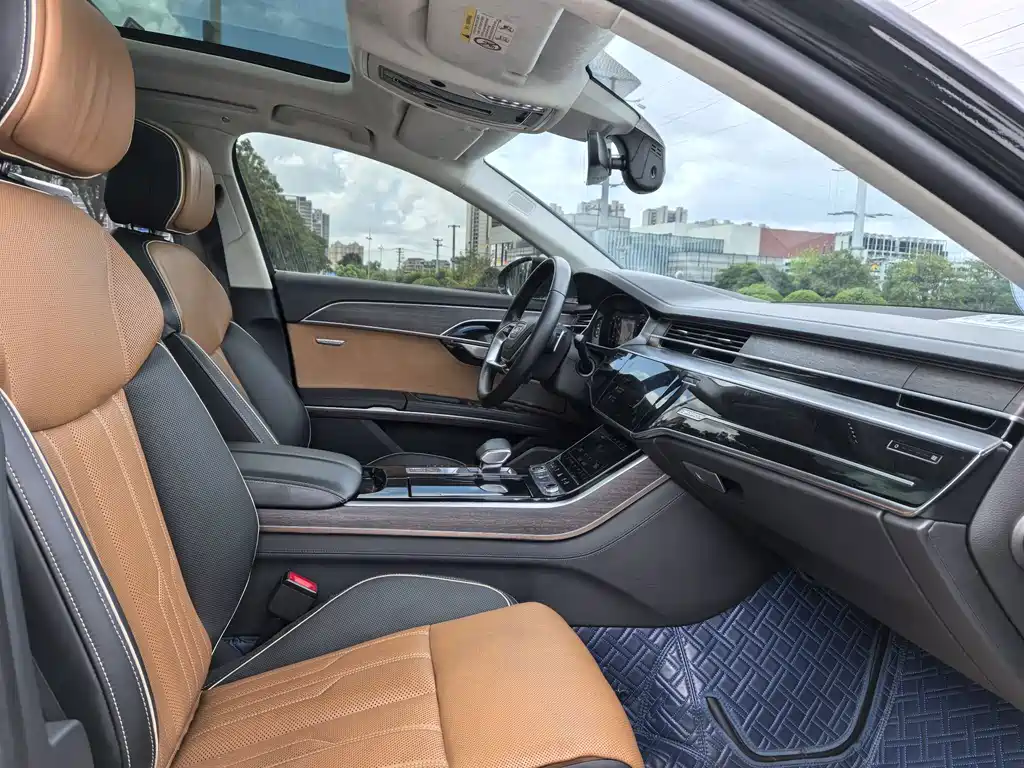 Audi A8 — миниатюра 12