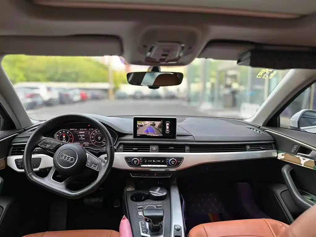 Audi A4L 2019 40 TFSI Fashion V