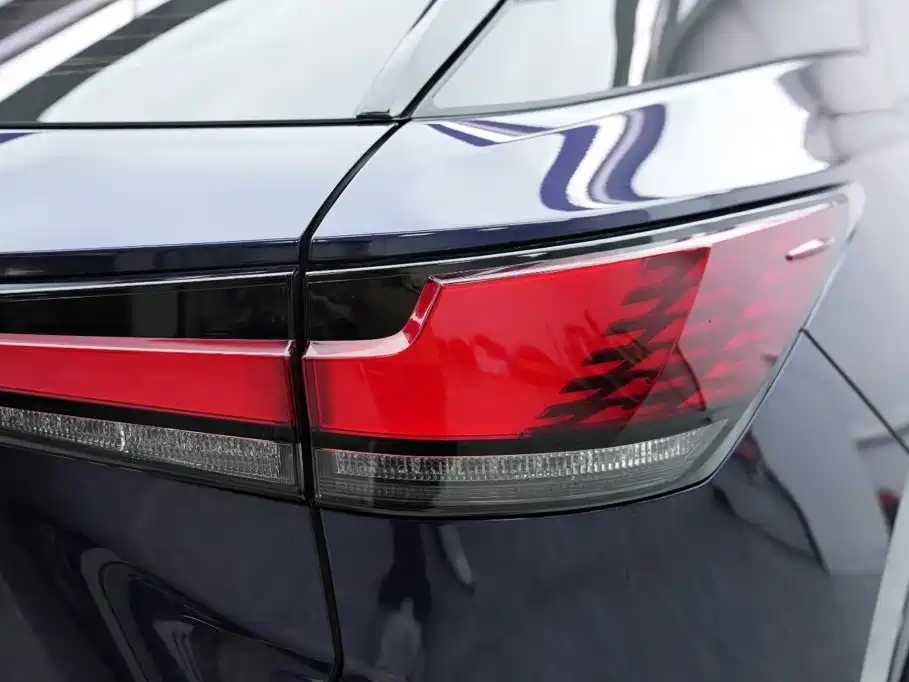 Lexus RX — миниатюра 15