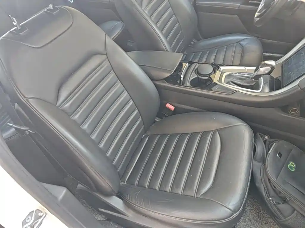 Ford Mondeo — миниатюра 25