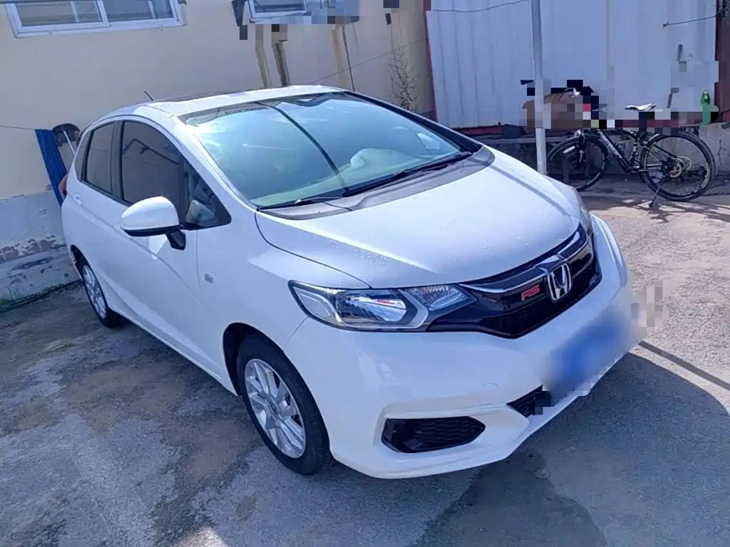 Honda Fit — миниатюра 4