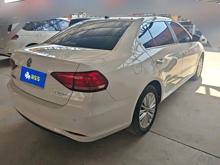 Volkswagen Lavida — миниатюра 3