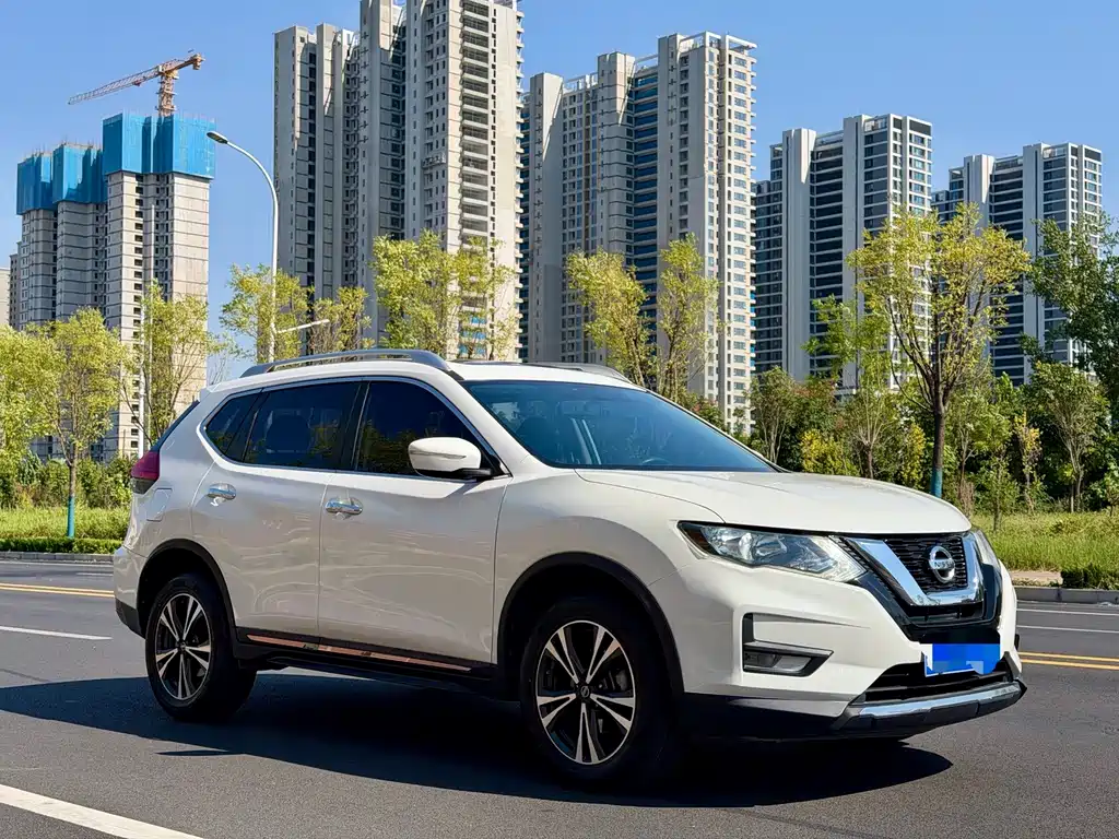 Nissan X-Trail — миниатюра 3