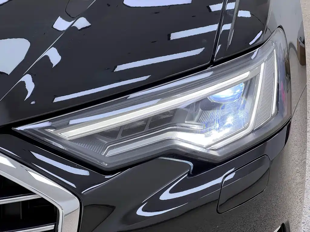 Audi A6L — миниатюра 13