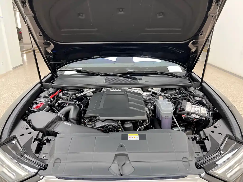 Audi A6L — миниатюра 8