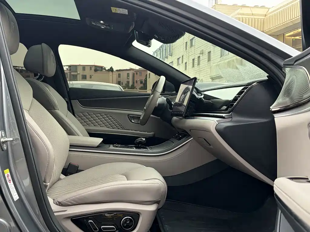 BYD Han — миниатюра 14