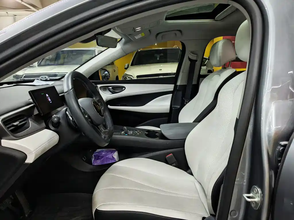BYD Seal 05 DM-i — миниатюра 9