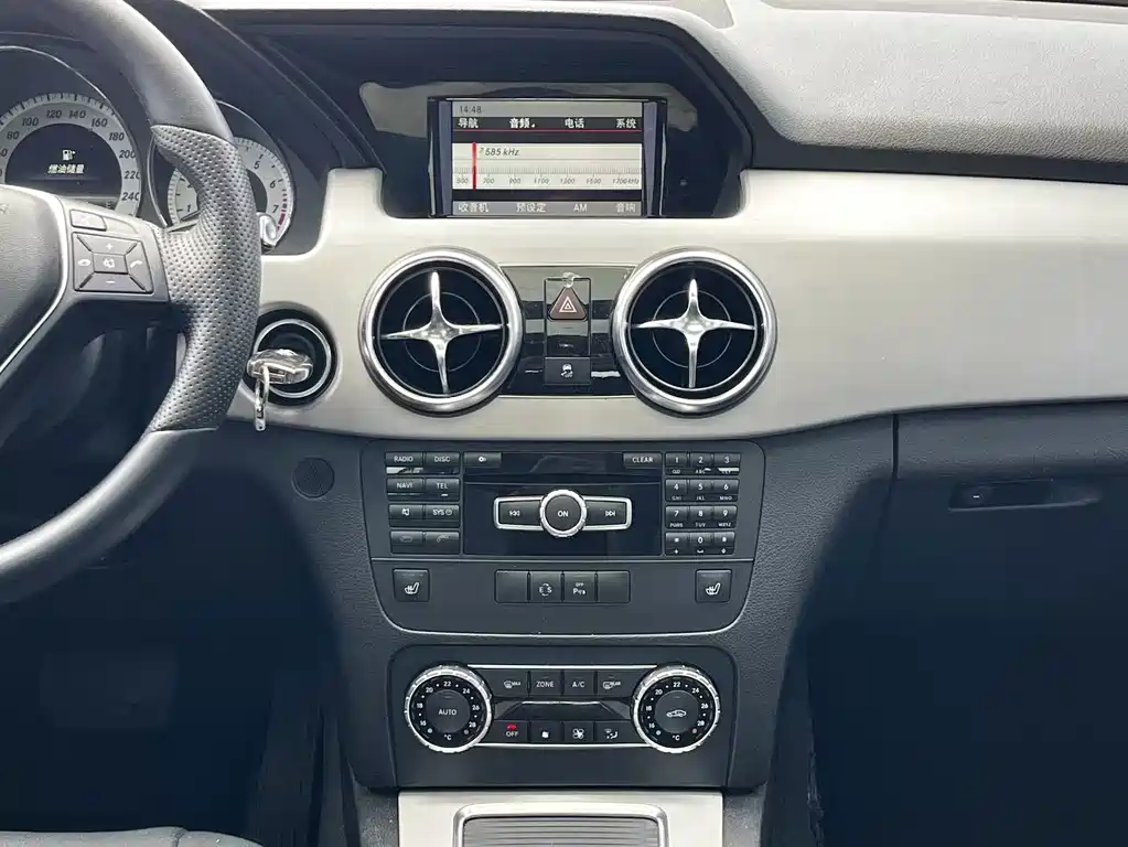 Mercedes-Benz GLK-Class — миниатюра 24