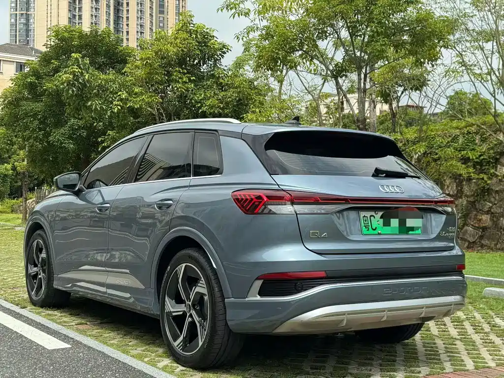 Audi Q4 e-tron — миниатюра 7