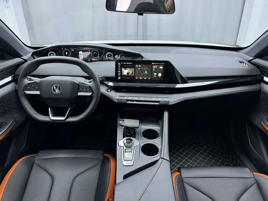 Changan UNI-V — миниатюра 6