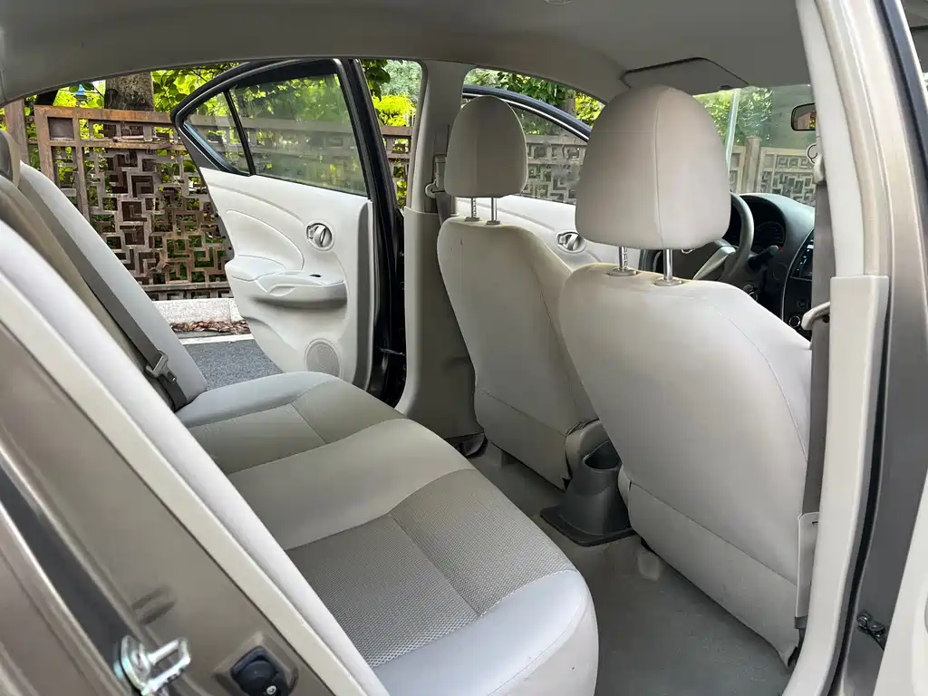 Nissan Sunny — миниатюра 11