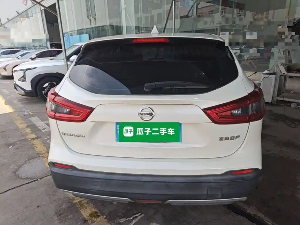 Nissan Qashqai — миниатюра 6