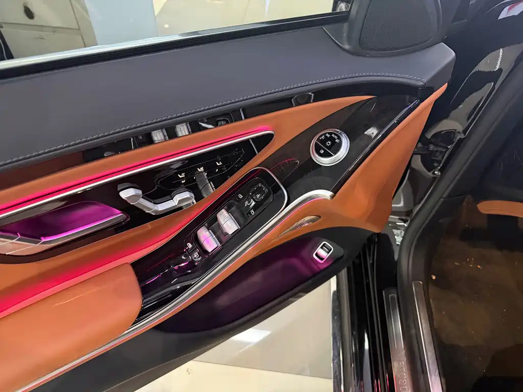Mercedes-Benz S-Class — миниатюра 4