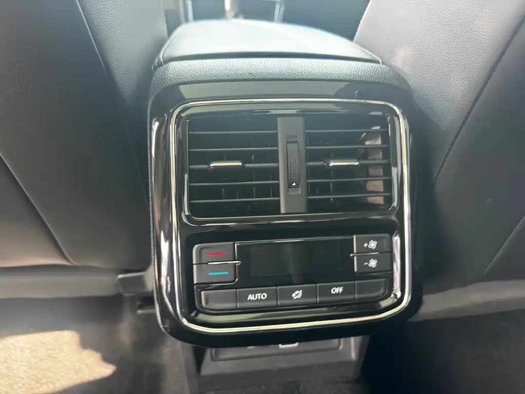Volkswagen Passat — миниатюра 9