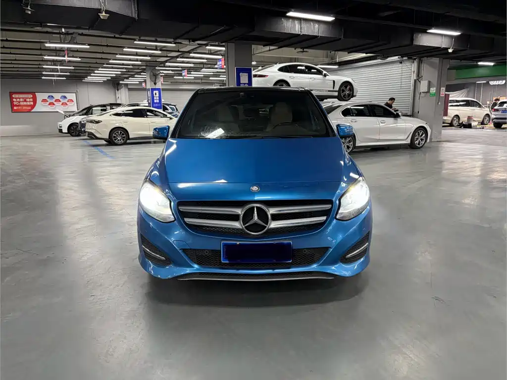 Mercedes-Benz B-Class — миниатюра 2