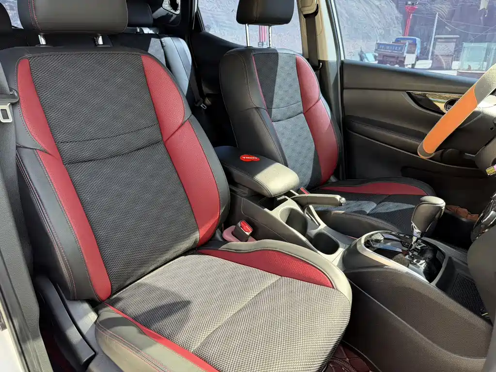 Nissan Qashqai — миниатюра 11