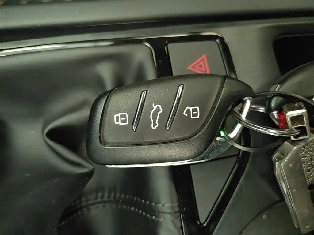 Roewe i5 2023 1.5L MT